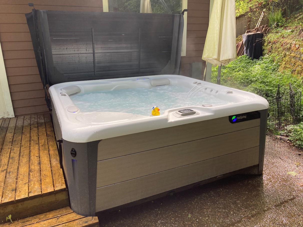 Hot Spring Aria with Smartop | Everett, WA - Olympic Hot Tub