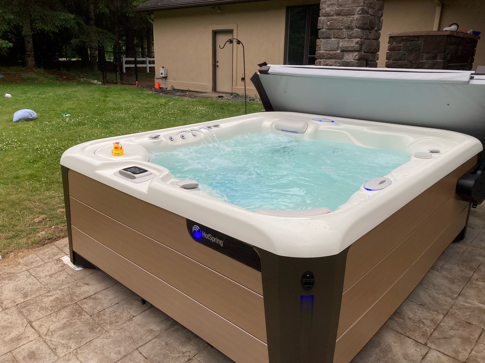 Hot Spring Sovereign | Black Diamond, WA - Olympic Hot Tub