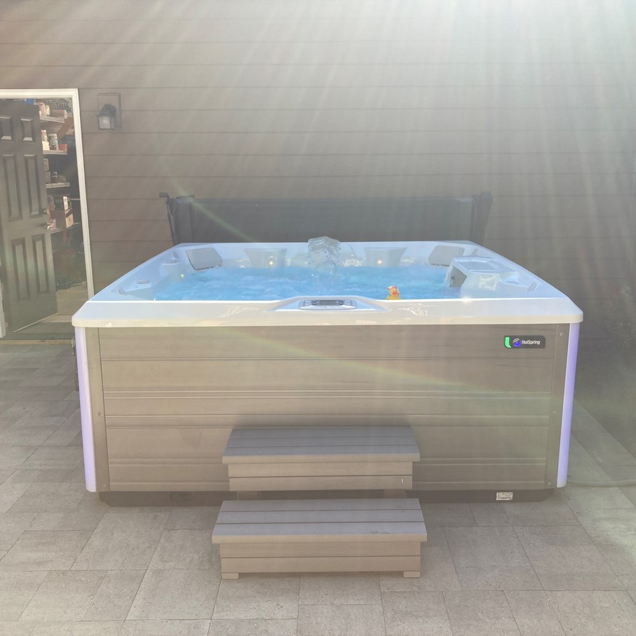 Hot Spring Pulse with Smartop Vanish | Snohomish, WA - Olympic Hot Tub